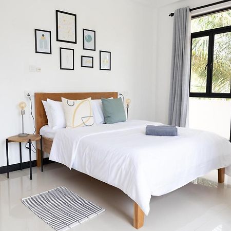 Spindrift Hostel Madiha (Adults Only) 마타라 외부 사진