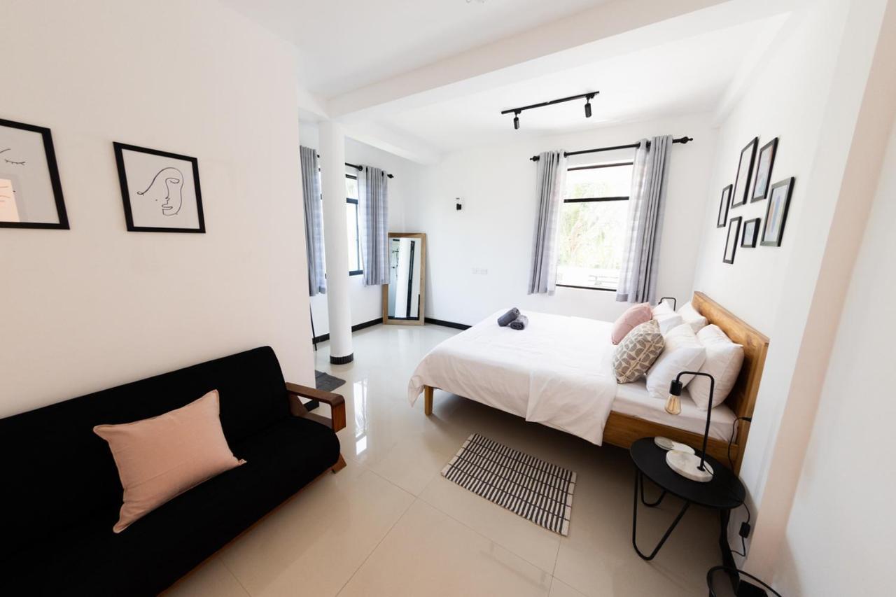 Spindrift Hostel Madiha (Adults Only) 마타라 외부 사진