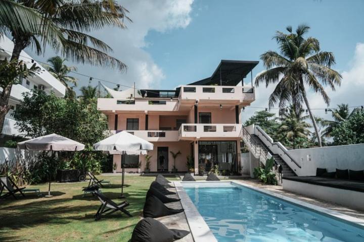 Spindrift Hostel Madiha (Adults Only) 마타라 외부 사진